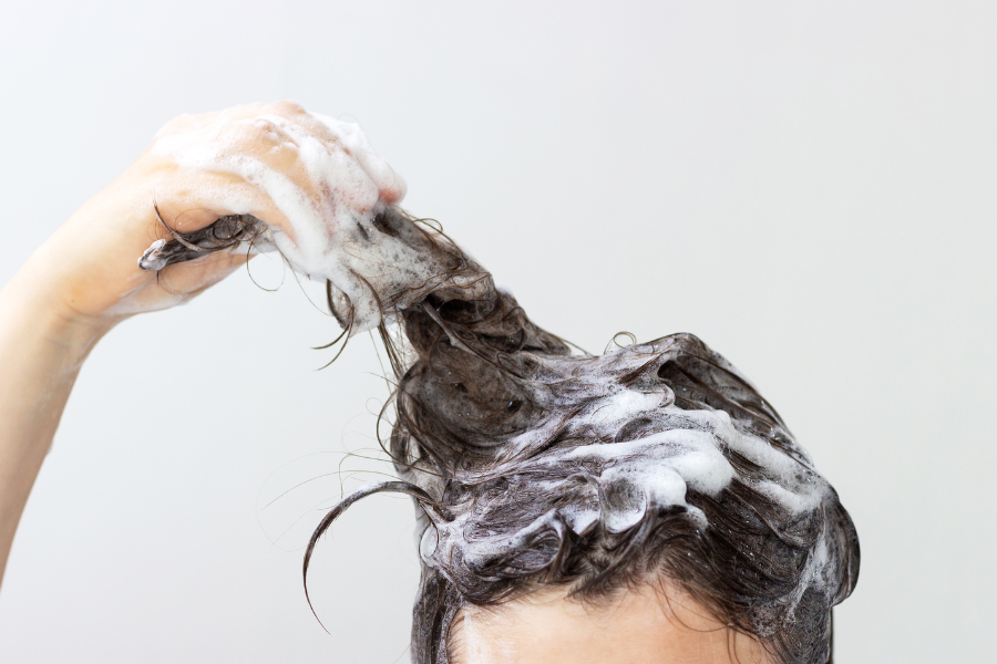 Shampoo and hair loss: what can you expect?